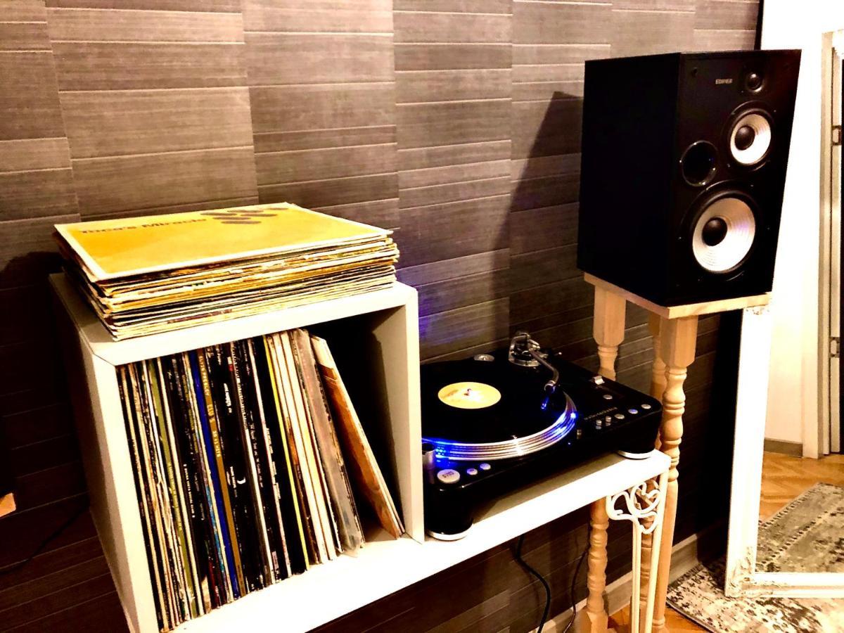 Vinyl'S Place Brassó Kültér fotó